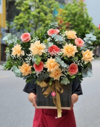 Hộp hoa, giỏ hoa chúc mừng Rẻ Đẹp