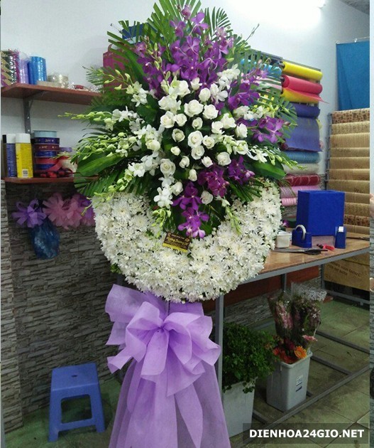 Shop hoa chia buồn Quận 6 – Đặt hoa dễ dàng và siêu rẻ