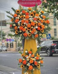 Hoa khai trương Vững Bước Tương Lai