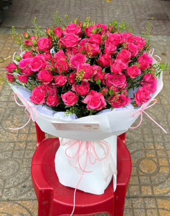 Bó Hoa Hồng Sophia – Ngọt Ngào Hạnh Phúc