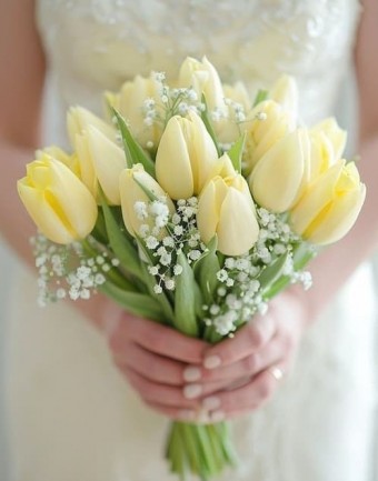 hoa cưới cầm tay tulip