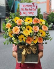 Hộp hoa, giỏ hoa chúc mừng Đẹp