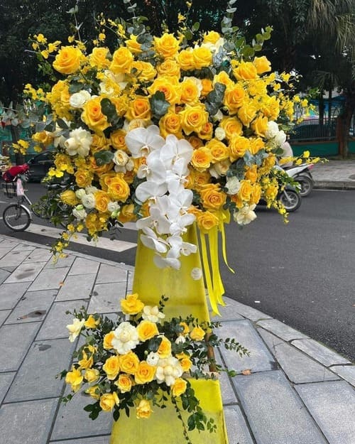 Đặt mua hoa tươi khai trương Quận 3